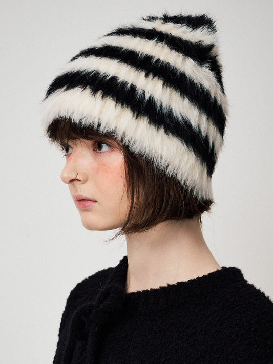 FUNFROMFUN HAIRY KNIT BEANIE, BLACK+IVORY