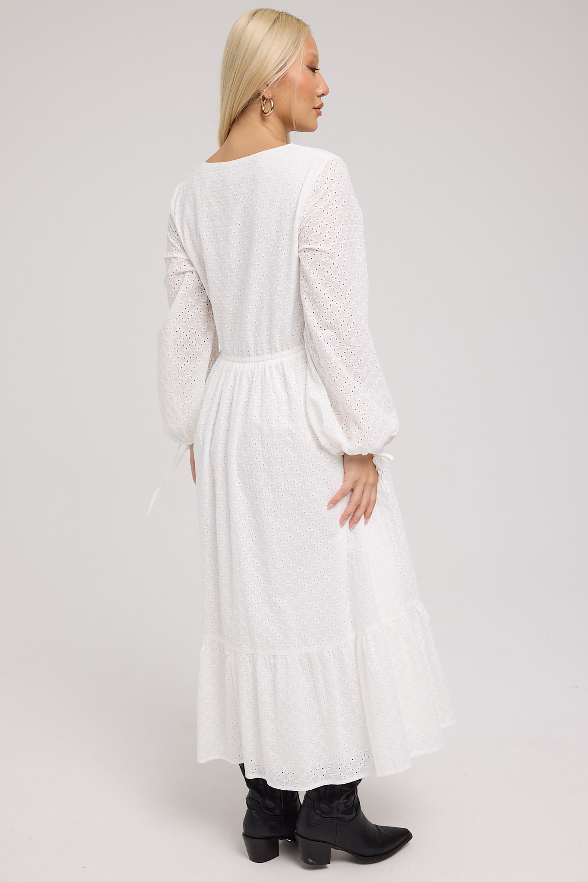 Perfect Stranger Louise Long Sleeve Broderie Dress White