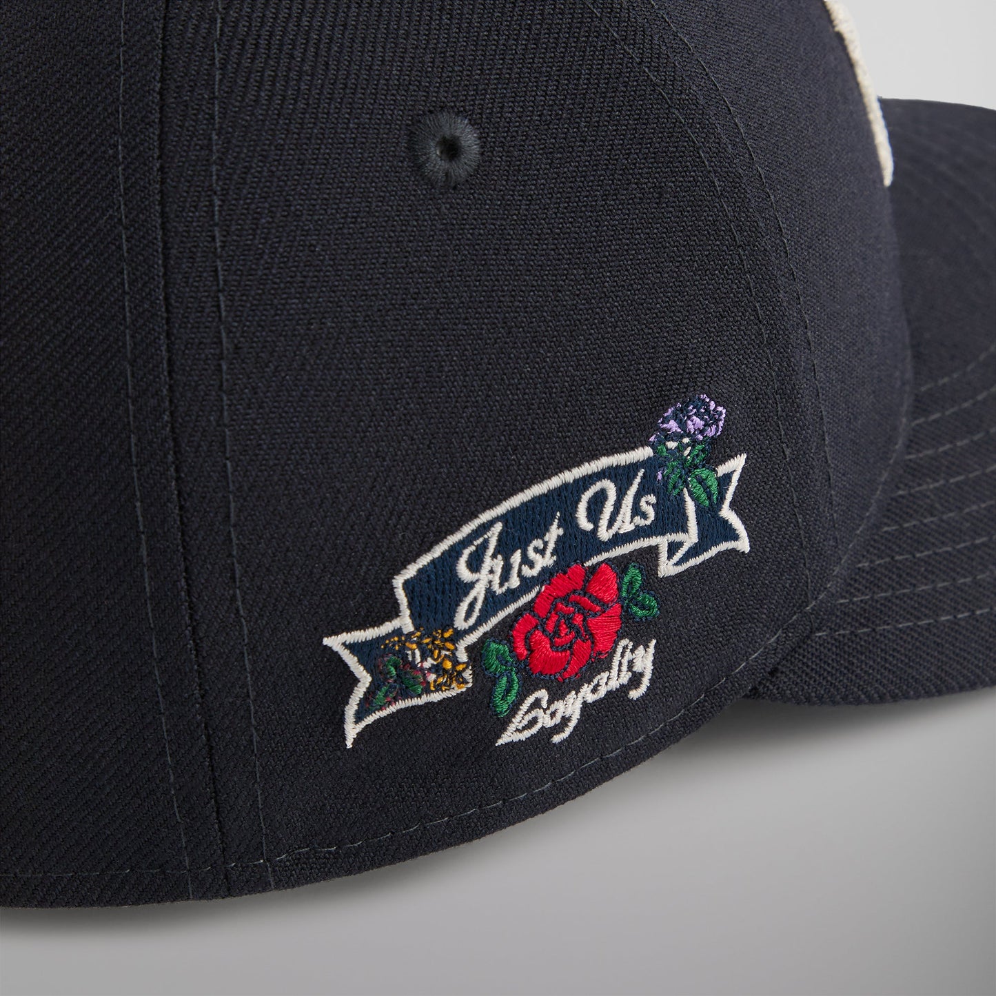 Kith & New Era for the New York Yankees 59FIFTY Low Profile Fitted MADE-TO-ORDER - Elevation