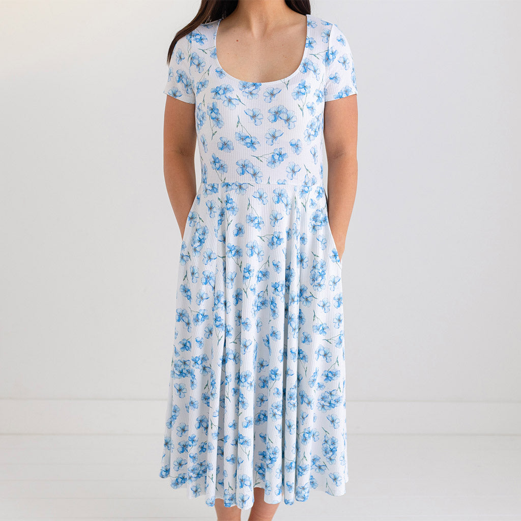 Everly Joy Women's Scoop Midi Dress