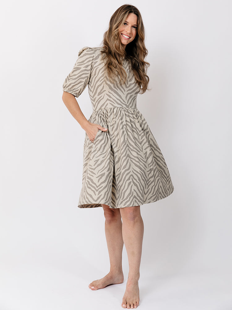 Inez Savanna Stripe Bubble Sleeve Dress